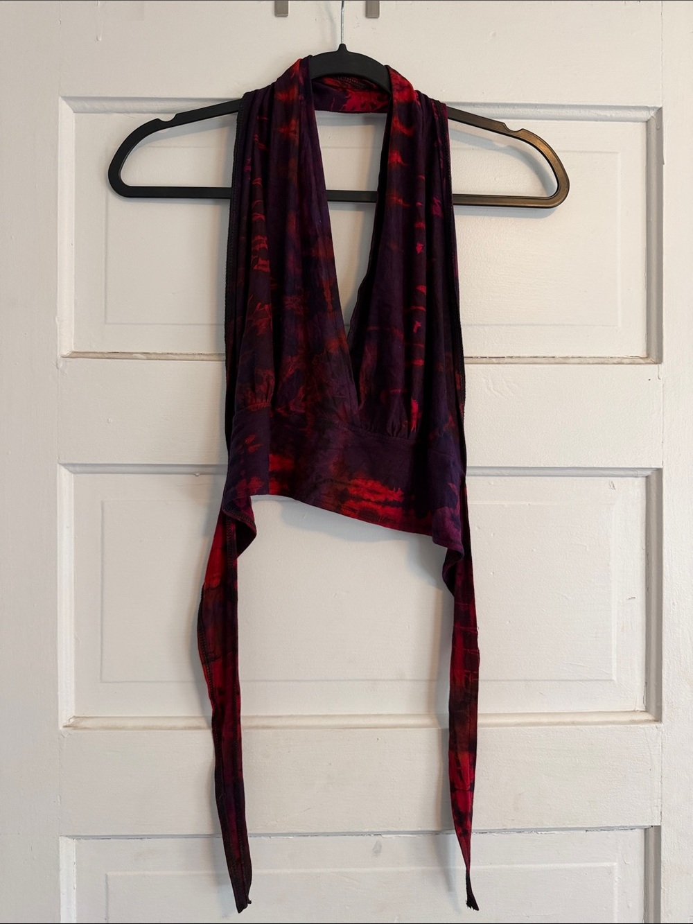 Tie-Back Sleeveless Camisole in Purple and Red
